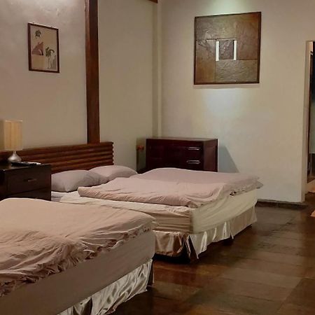 Bright Moon Homestay Dongshi  Chambre photo