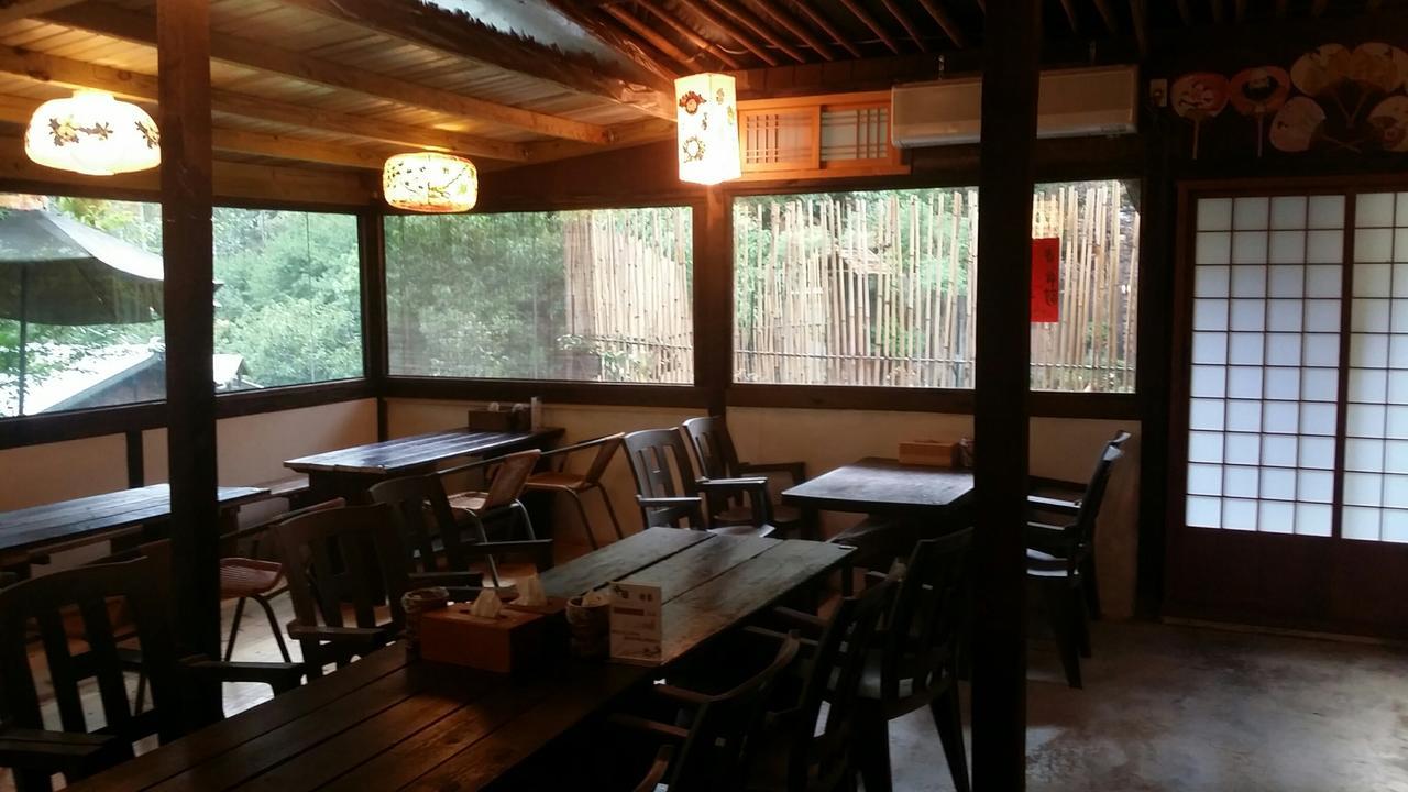 Bright Moon Homestay Dongshi  Extérieur photo