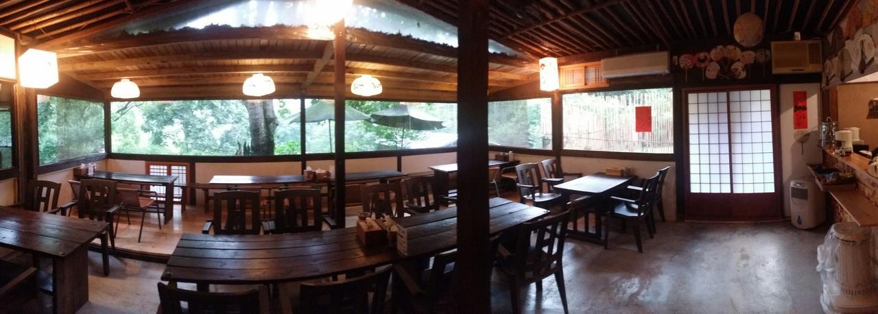 Bright Moon Homestay Dongshi  Extérieur photo
