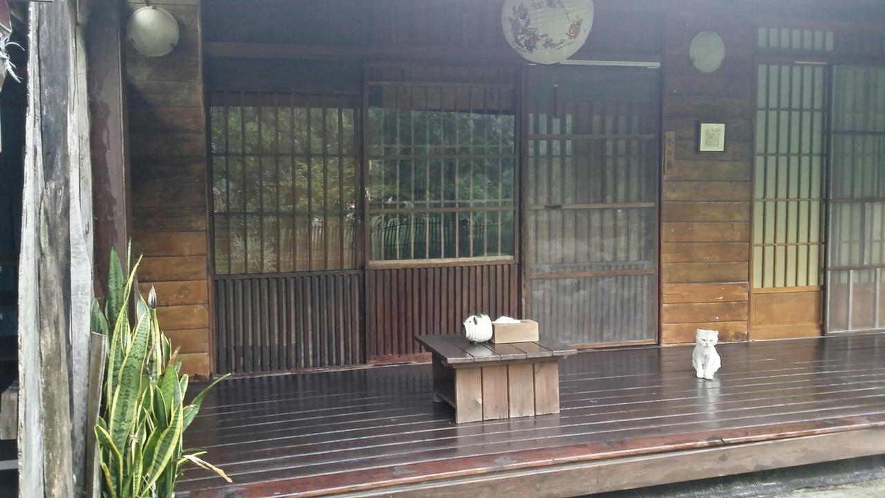 Bright Moon Homestay Dongshi  Extérieur photo