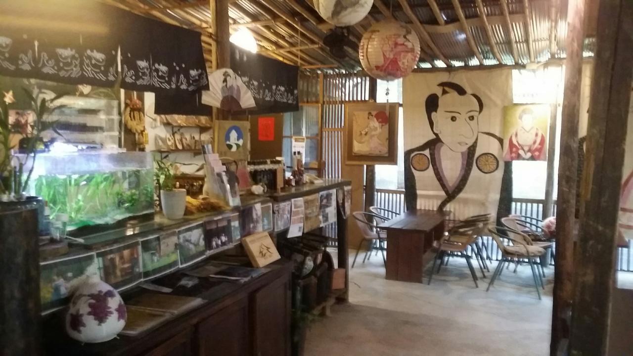Bright Moon Homestay Dongshi  Extérieur photo