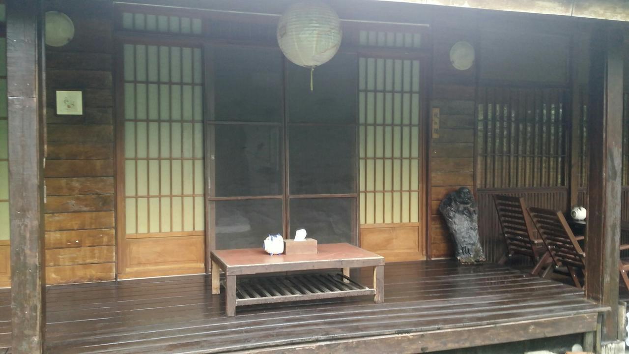 Bright Moon Homestay Dongshi  Extérieur photo