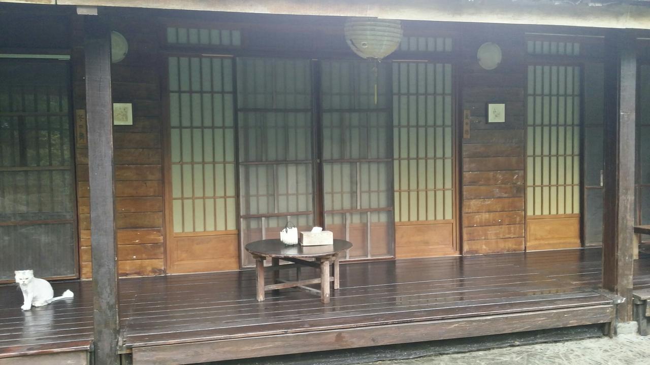 Bright Moon Homestay Dongshi  Extérieur photo