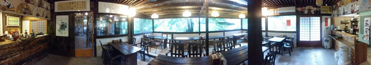 Bright Moon Homestay Dongshi  Extérieur photo