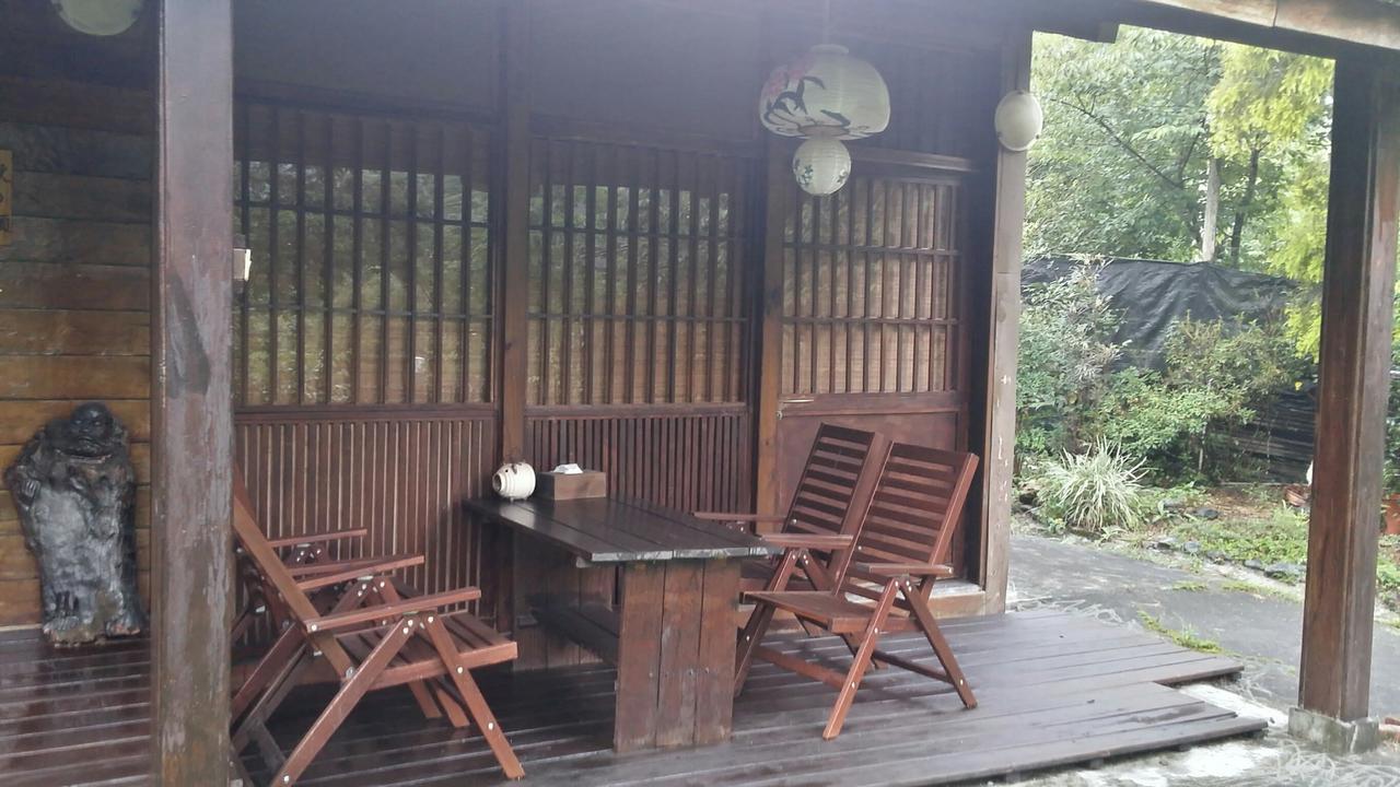 Bright Moon Homestay Dongshi  Extérieur photo