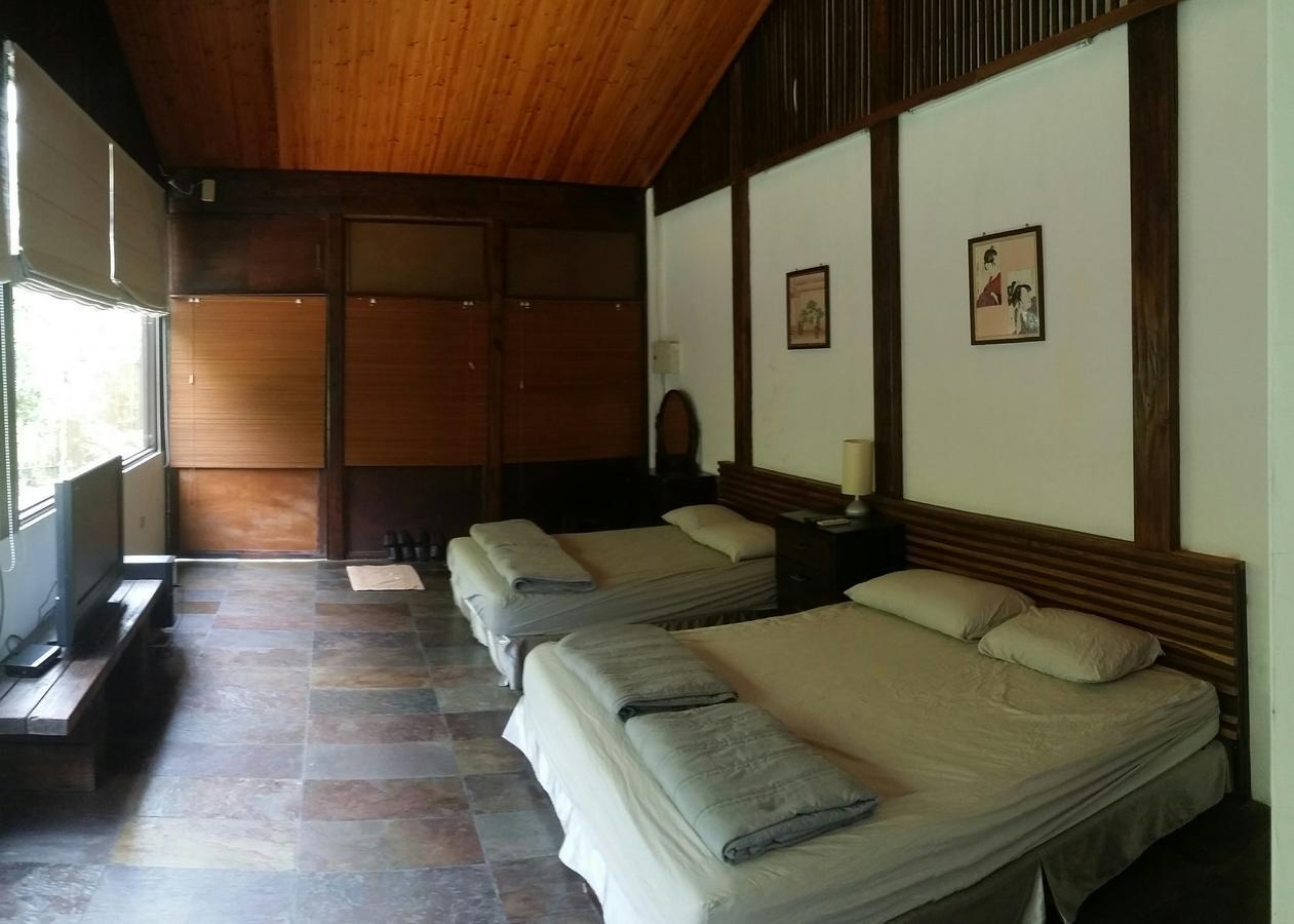 Bright Moon Homestay Dongshi  Extérieur photo